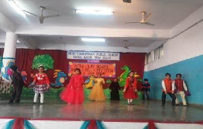 Inter Play Schools' Show & Tell Competition Held At GHPS, Karol Bagh